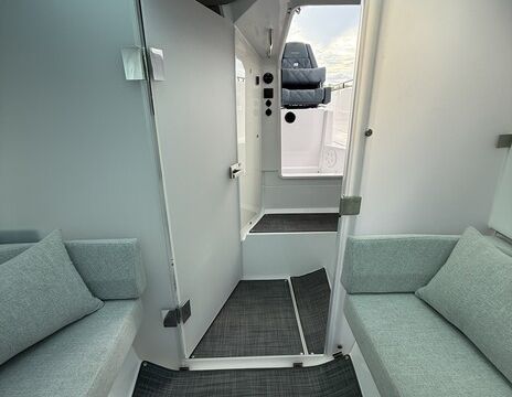 Brabus Axopar 37 Suntop up to 13 guests w/Restroom A/C and heat