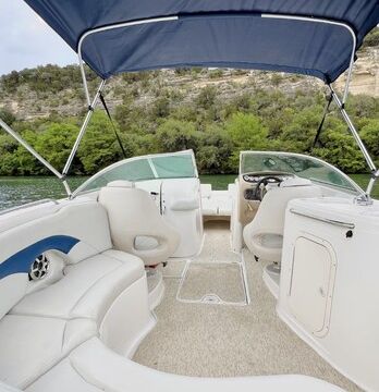 Unforgettable Lake Austin Days! Rent Our Chaparral 243 for Fun in the