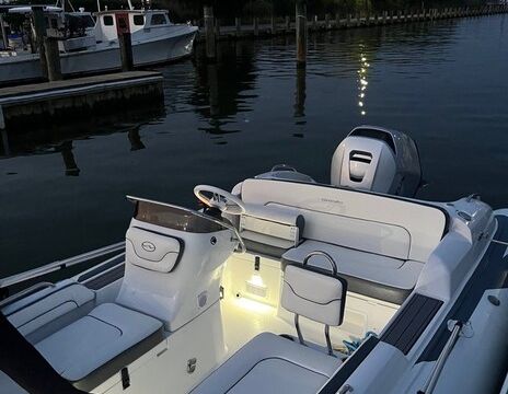 High end boat with the smooth, dry ride! Eastern Shore Boat Vacation!