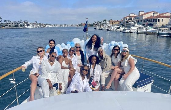 30-Passenger Luxury Yacht for Harbor Cruises in Huntington Beach