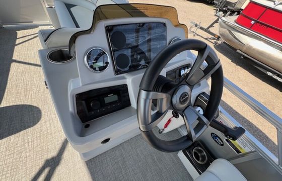 2025 AVALON VENTURE 8525 QL