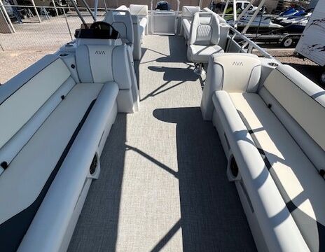 2025 AVALON VENTURE 8525 QL