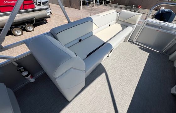 2025 AVALON VENTURE 8525 QL