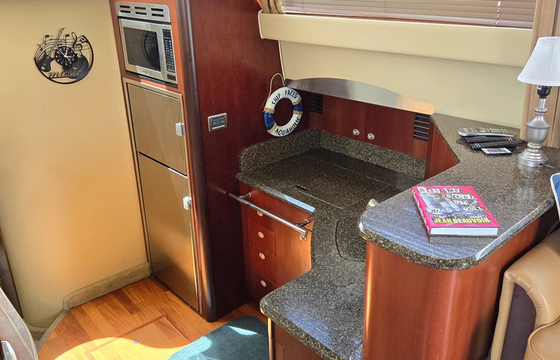 Luxury 45’ Rockstar Experience | Private Yacht Charter