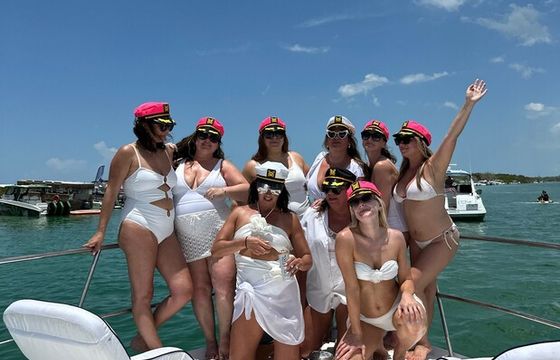 Luxury 45’ Rockstar Experience | Private Yacht Charter