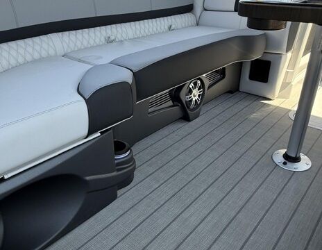 Top Deck w/ Slide Tritoon