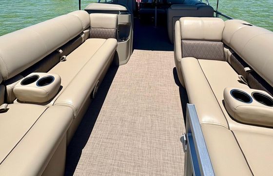 Amazing Pontoon Escape for 8 Party Adventure