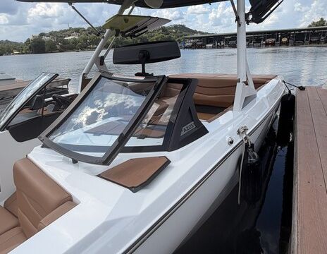 Luxury Lake Austin Experience | Axis A225