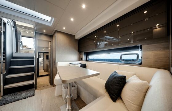 Azimut Yacht | Charter up to 13