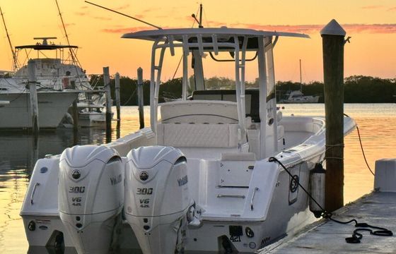 28’ Sea Hunt Gamefish CoffinBox  Premier Fishing and Sandbar Adventure