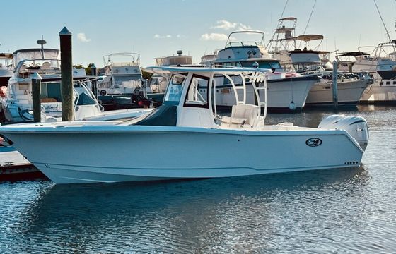 28’ Sea Hunt Gamefish CoffinBox  Premier Fishing and Sandbar Adventure