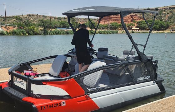 Awesome Tritoon. SeaDoo Switch 18 FT, Buffalo Springs Lake!