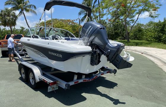 Best price in town, Rinker QX18 18' 8 ppl. 115HP in HOLLYWOOD