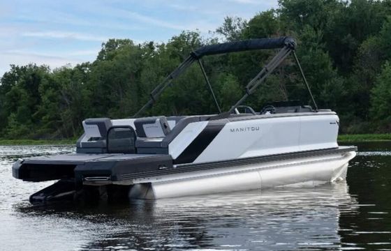 2024 Manitou Cruise Switchback 22 Max Pontoon *Private Side Only*