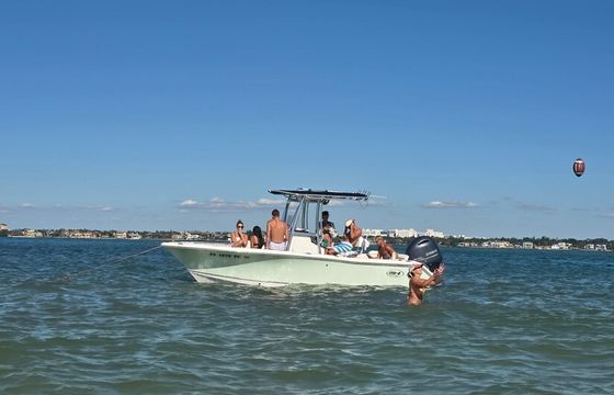 21 foot sea hunt fishing boat / center console