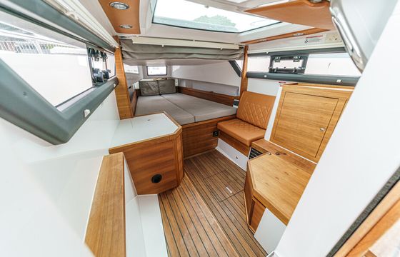 Sonder | Modern Axopar 37 Yacht for Celebrations and Charters