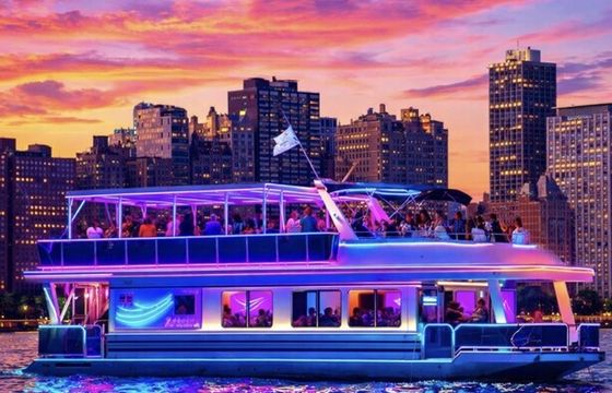 Chicago Exclusive Floating Lounge