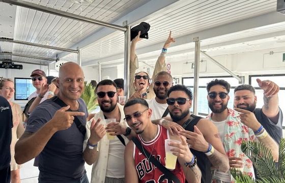 Chicago Exclusive Floating Lounge