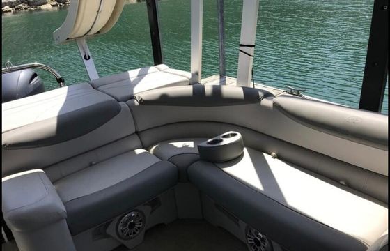 25Ft Avalon Funship W/Slide – Lake Travis