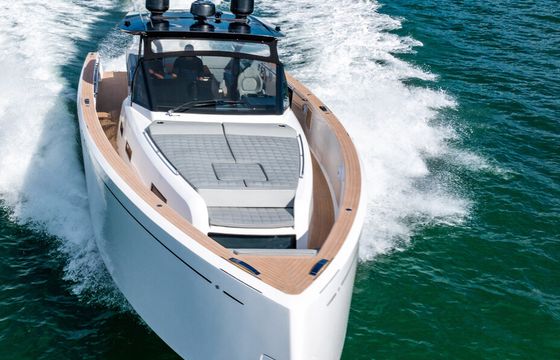 50' Pardo - SLEEK, STYLISH, LUXURY