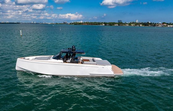 50' Pardo - SLEEK, STYLISH, LUXURY