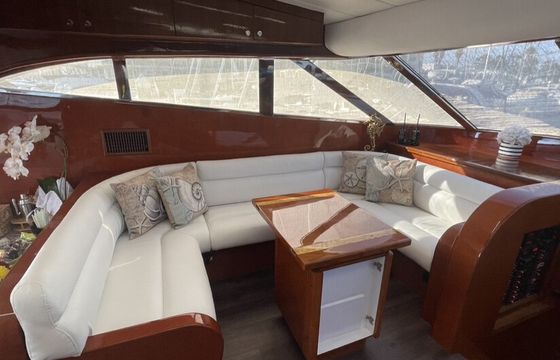 Immaculate 70ft Luxury Yacht With Captain, Marina Del Rey
