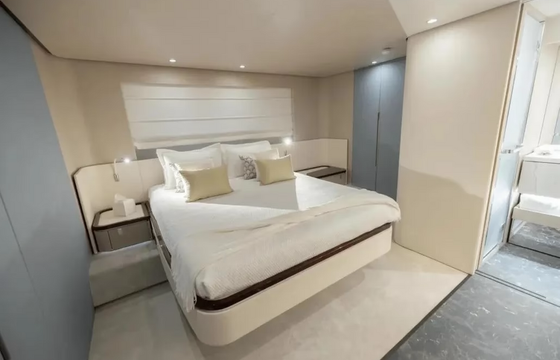 70ft Azimut | Spysea Luxurious yacht in Miami!