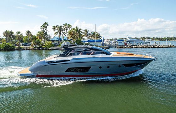 Italian Elegance on the Water – 55ft Azimut Atlantis Charter”