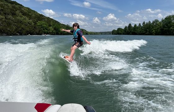 Captained Axis A22 Wake Boat – Lake Austin, Surf and Tube