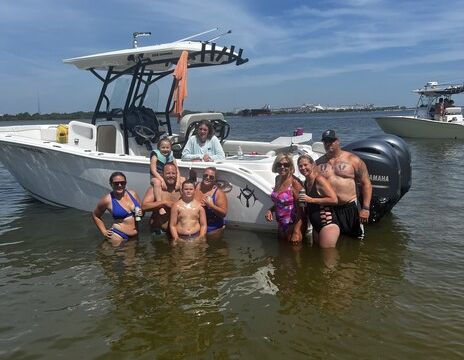 Explore Charleston in Style – 26ft Center Console Adventure