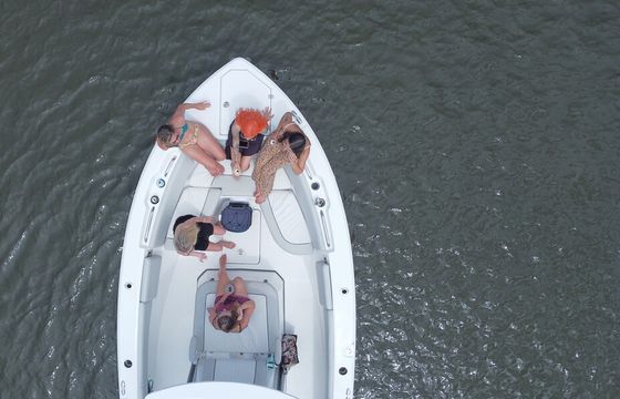 Explore Charleston in Style – 26ft Center Console Adventure