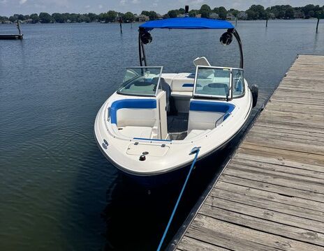 2018 chaparral 21 H2O sport