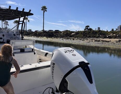 Amazing 2022 Thresher Center Console - Family, Fishing, and Relaxing