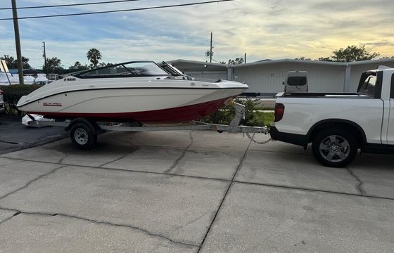 BRAND NEW YAMAHA JET BOAT SX190 - FUN AND EASY TO RIDE!