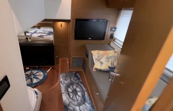 2021 Cruisers Yachts Cantius 45 – “Luxury Coastal Escape”