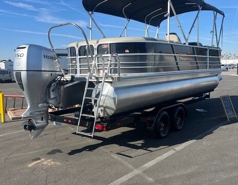 2021 Berkshire 24RFX CTS TriToon For rent in Bass Lake ca,