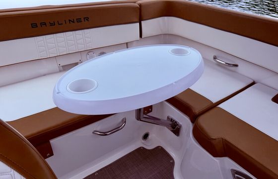 2022 Bayliner VR5 on Geist Reservoir | Seats 6 | Family Fun, Cruising