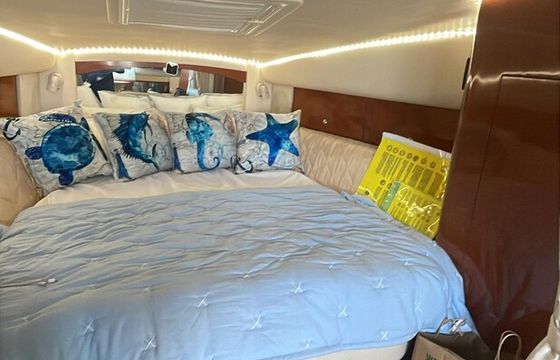 Sea Ray 37ft Luxury Yacht – Miami