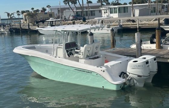 2023 Aquasport 2500 – Twin 200HP | Cruise and Fish in Style