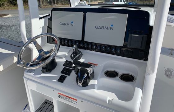 27’ Center Console | Garmin + Joystick | Wildwood FishSandbar & Cruise