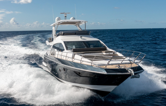 Luxury 70ft Azimut Flybridge Yacht – Ultimate Charter Experience!