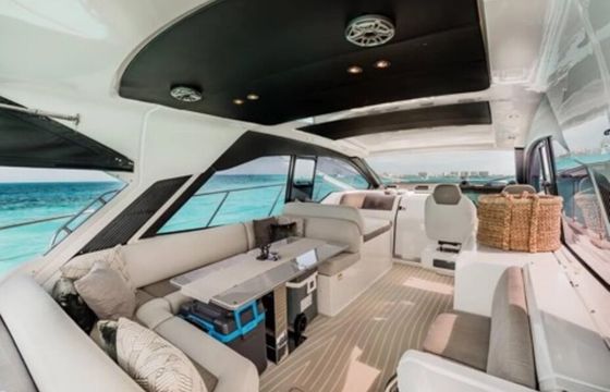 51ft Azimut Luxury Yacht – Riviera Beach, West Palm