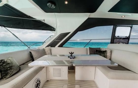 51ft Azimut Luxury Yacht – Riviera Beach, West Palm