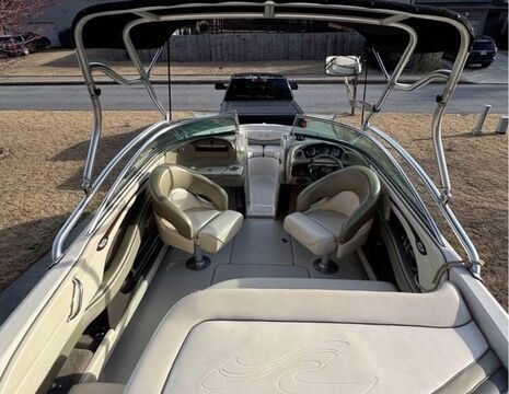 Sea Ray 200 Select for rent on Jackson Lake, Lake Sinclair, Oconee