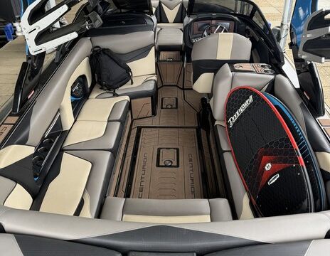 2020 Centurion RI237 Surf Boat | Luxury Wake Surf / Cruise Experience
