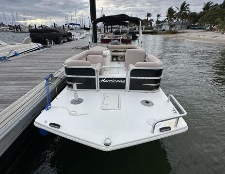 22 Hurricane Fundeck Pontoon in Riviera Beach