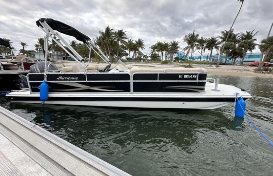 22 Hurricane Fundeck Pontoon in Riviera Beach