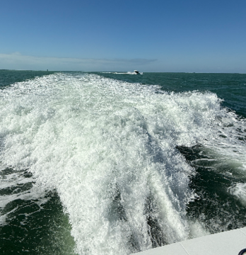 42’ Cruisers Cantius Yacht w/ Captain – Luxury Charters Cape Coral