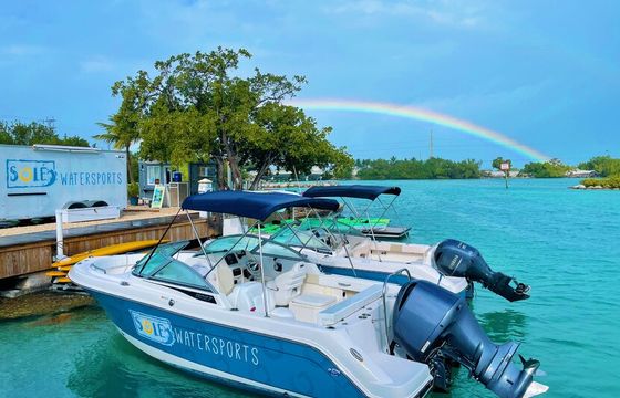 Champagne, Sunsets & Sandbars: Cruise the Keys
