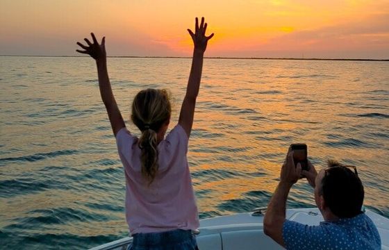 Champagne, Sunsets & Sandbars: Cruise the Keys